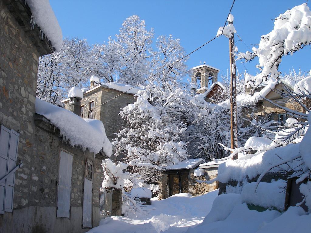 Guesthouse Enterne Nimfaíon Extérieur photo